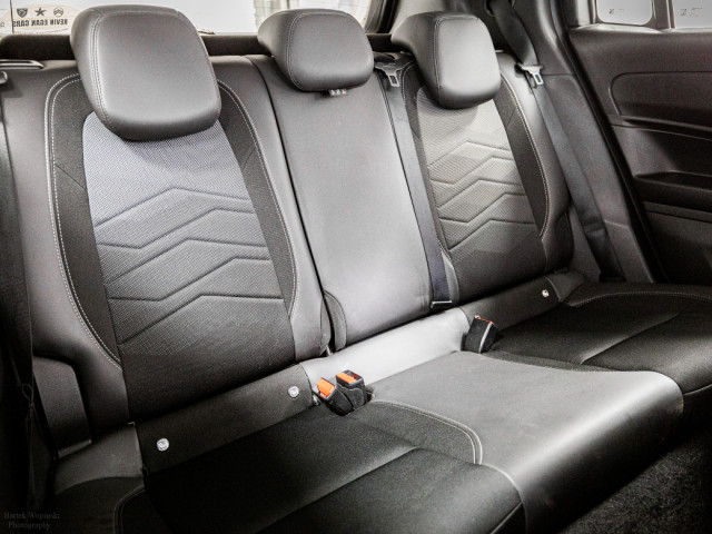 Image for 2024 Jeep Avenger Summit 54kWh Auto 155HP