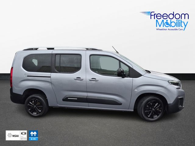 Image for 2024 Citroen Berlingo Auto Wheelchair Accessible Taxi Spec