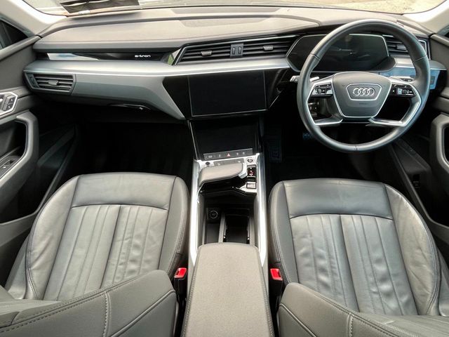 Image for 2022 Audi e-tron TECHNIK 50 QUATTRO