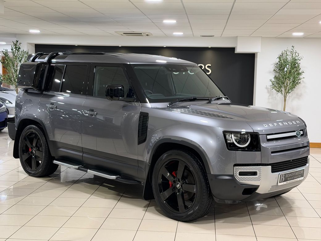 Image for 2023 Land Rover Defender 3.0 D300 COMMERCIAL 2 SEATER N1=LOW MILES//HUGE SPEC//1 OWNER=FULL LAND ROVER SERVICE HISTORY=TAILORED FINANCE PACKAGES AVAILABLE=TRADE IN'S WELCOME