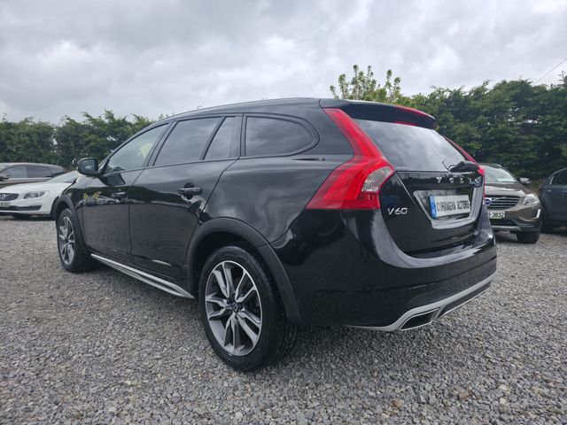 Image for 2018 Volvo V60 Cross Country D4 Classic