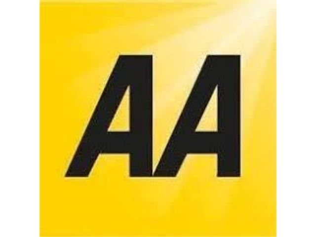 Image for 2018 Volvo XC90 **T8**INSCRIPTION**AUTO**PAN ROOF**FRONT ELECTRIC MEMORY SEATS**HEATED FRONT SEATS**HEATED STEERING WHEEL**DRIVE MODE**DISTRONIC CRUISE CONTROL**REAR SUNBLINDS**BLIND SPOT WARNING**LANE DEPARTURE