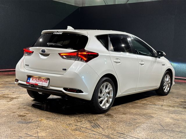 Image for 2017 Toyota Auris 1.8L HYBRID AUTOMATIC - HALF BLACK LEATHER UPHOLSTERY - REVERSE CAMERA