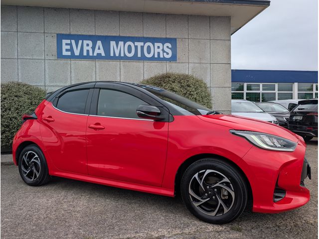 Image for 2020 Toyota Yaris Z HYBRID AUTOMATIC 1.5 PETROL //REVERSE CAMERA//KEYLESS ENTRY//ADAPTIVE CRUISE CONTROL//