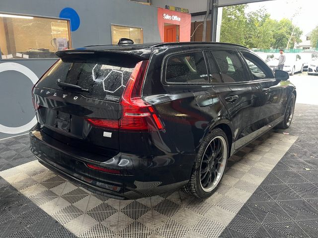 Image for 2023 Volvo V60 2023 VOLVO V60 4wd RECHARGE ULTIMATE T6 AWD PLUG-IN 2.0 AUTOMATIC / CRUISE CONTROL / PARKING CAMERA / ELECTRIC MEMORY & HEATED SEATS / PANORAMIC SUNROOF / HEATED STEERING WHEEL / APPLE CARPLAY AND MOR