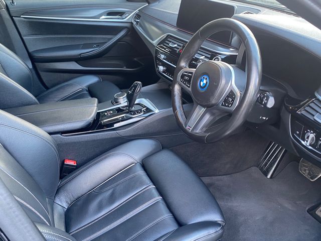 Image for 2024 BMW 5 Series Touring 530e M-Sport Pro Auto (PHEV)