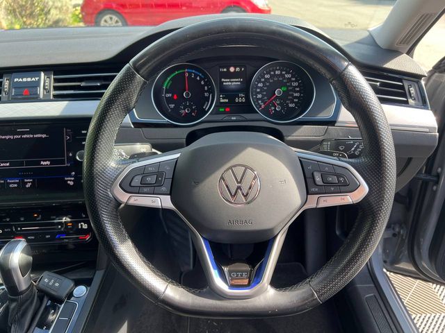 Image for 2022 Volkswagen Passat GTE 1.4 HYBRID 218 BHP // FULL SERVICE HISTORY // LEATHER HEATED SEATS // APPLE CARPLAY/ANDROID AUTO