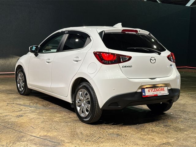 Image for 2019 Mazda Demio 1.5 AUTOMATIC - PUSH BUTTON START/STOP - PARKING SENSORS - A/C HEATING CONTROLS