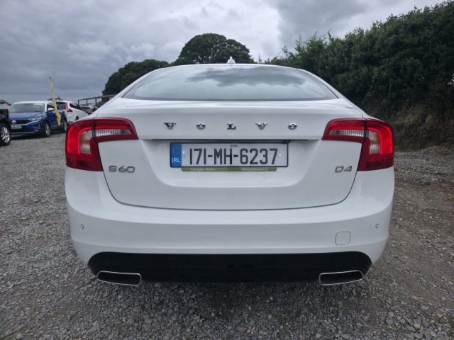 Image for 2017 Volvo S60 LDA FD4204T