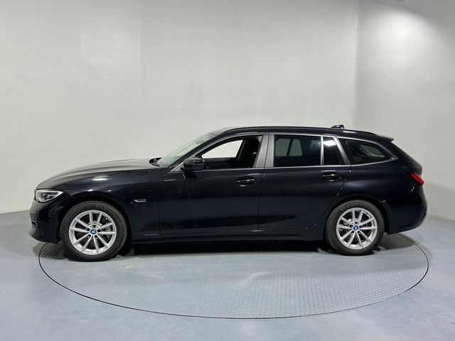 Image for 2022 BMW 3 Series 330E Se Pro Touring 221 