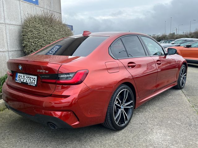 Image for 2019 BMW 3 Series 330e M-SPORT 2.0 PHEV HYBRID //HIGH SPEC//HARMAN KARDON SOUND//HEAD UP DISPLAY//360 PARKING CAMERAS//SAT NAV//