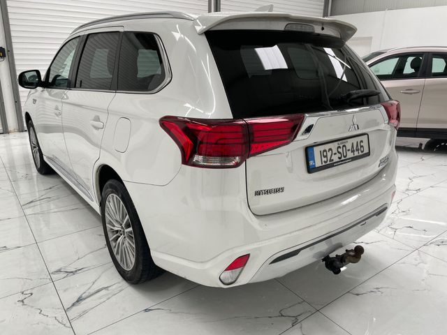 Image for 2019 Mitsubishi Outlander 2.4L Plug-in EV S-Edition 5 seat