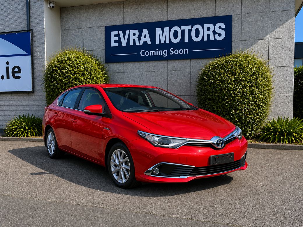 Image for 2016 Toyota Auris AUTOMATIC HYBRID 1.8 PETROL //LOW MILES//HALF LEATHER SEATS//KEYLESS ENTRY//