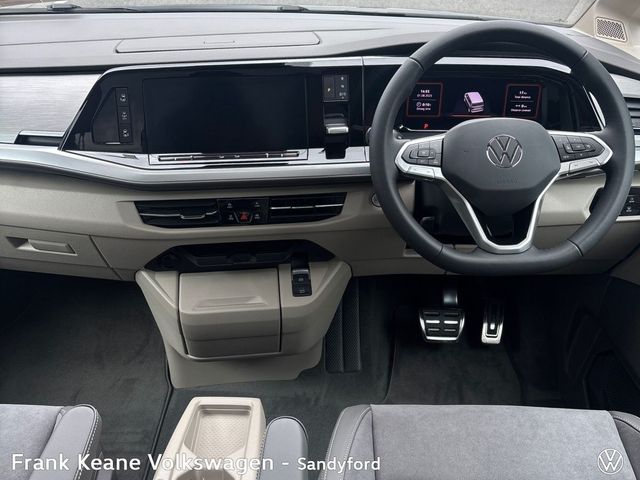 Image for 2025 Volkswagen Multivan STYLE PHEV AUTO 240BHP *APPLE CARPLAY/ANDROID AUTO* *PANORAMIC SUNROOF* *ELECTRIC SLIDING DOORS* *ELECTRIC TAILGATE* *REAR VIEW CAMERA* *FRONT AND REAR PARKING SENSORS*