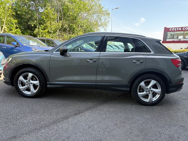 Image for 2020 Audi Q3 1.5 PETROL SE MANUAL