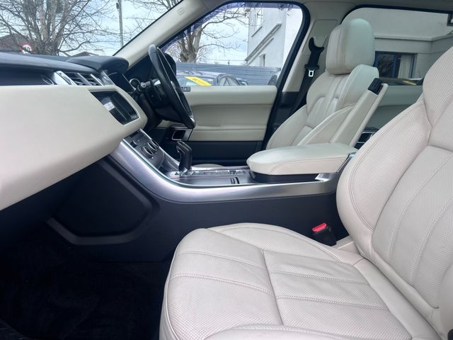 Image for 2017 Land Rover Range Rover Evoque 2017 RANGE ROVER SPORT HSE 2.0D AUTO