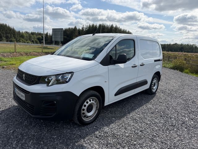 Image for 2023 Peugeot Partner Active Plus 1.5 Blue HDI 100 4