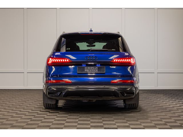 Image for 2023 Audi Q7 S-Line 60 TFSIe Competition