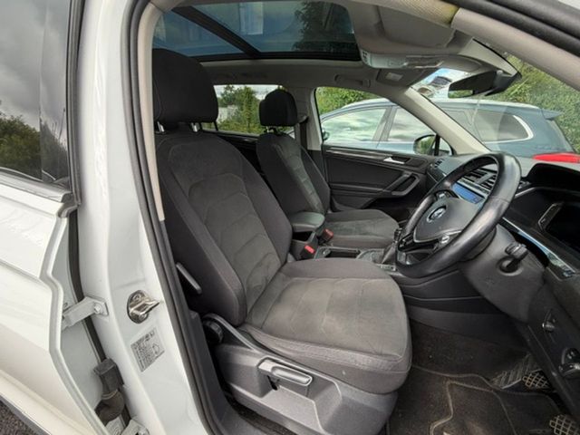 Image for 2020 Volkswagen Tiguan Allspace 2.0 TDI 150HP Highline M6F 7 seat Pan Sunroof Mint Condition