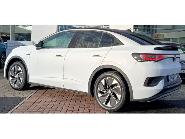 Image for 2022 Volkswagen ID.5 BUSINESS 77kWh 174HP **REAR VIEW CAMERA, HEATED FRONT SEATS, APP CONNECT**