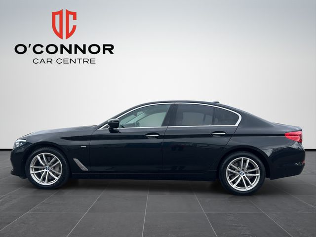 Image for 2018 BMW 5 Series 525d Comfort first, everything else handled — 525d Luxury Line.