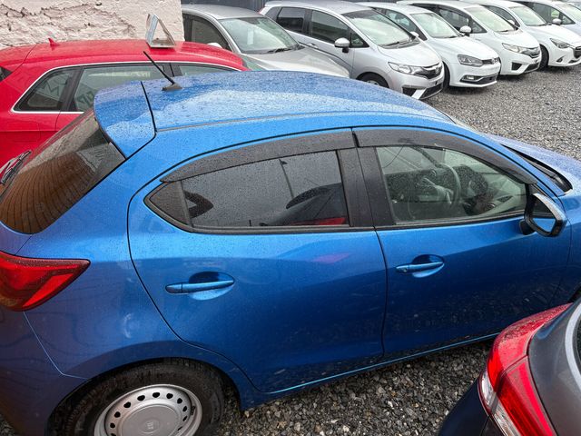 Image for 2016 Mazda Demio 