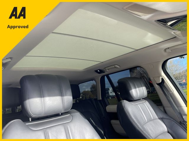 Image for 2020 Land Rover Range Rover P400E VOGUE SE VAT Q FREE DELIVERY 