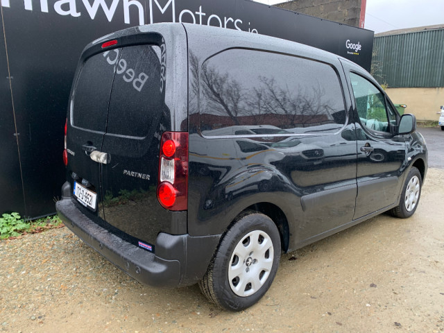Image for 2017 Peugeot Partner 1.6 HDI 75BHP PROFESSIONAL 3 SEATER // PRICE EXCL. VAT // ONE OWNER // EXCELLENT SERVICE HISTORY // 