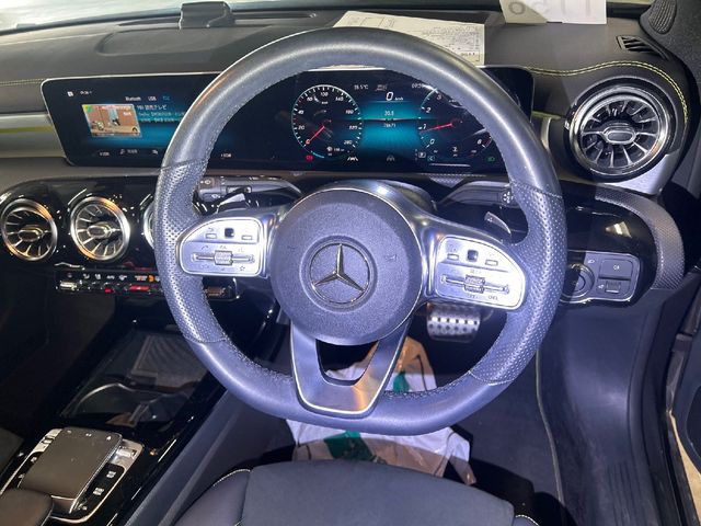 Image for 2018 Mercedes-Benz A 180 2018 Mercedes-Benz A180 – Edition 1