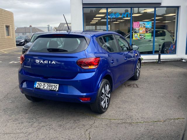 Image for 2025 Dacia Sandero Expression 1.0TC e90 , Petrol , Manual , 6000KMs , 