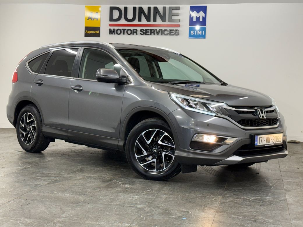 Image for 2017 Honda CR-V **SE PLUS MODEL **MULTI DRIVE MODE **TOUCHSCREEN RADIO **MULTI FUNCTION STEERING WHEEL **ECO MODE **FRONT AND REAR PARKING SENSORS **REVERSING CAMERA **DUAL DIGITAL CLIMATE CONTROL **CRUISE CONTROL **
