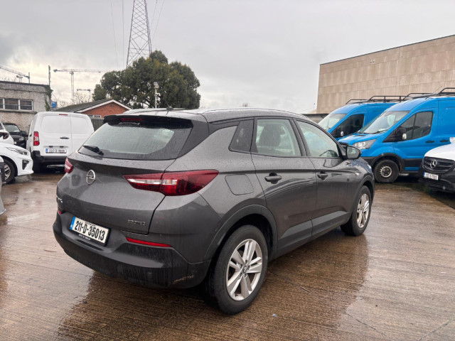 Image for 2021 Opel Grandland X SUV. 1.2i 130ps-petrol- 5DR