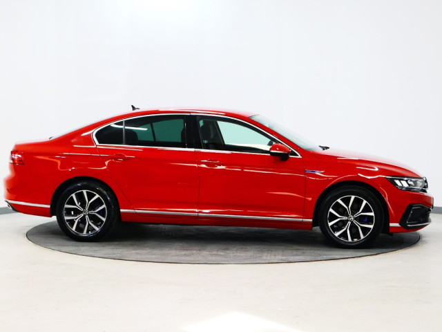 Image for 2021 Volkswagen Passat *57* GTE DSG