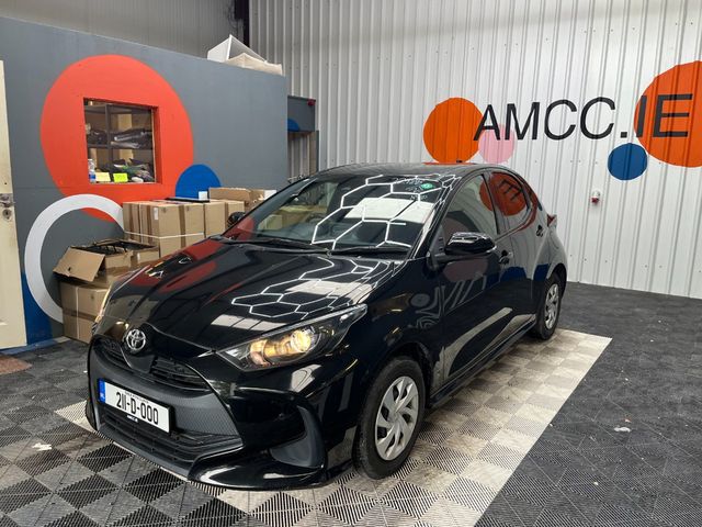 Image for 2021 Toyota Yaris 2021 TOYOTA YARIS X 1.0 AUTOMATIC / REVERSE CAMERA AND MORE