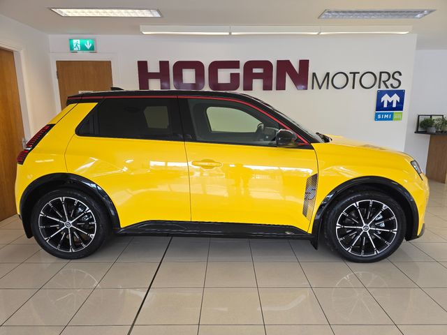 Image for 2025 Renault 5 Iconic Five 52kWh 150BHP * Best Range & Spec * Safety Pack Plus * 