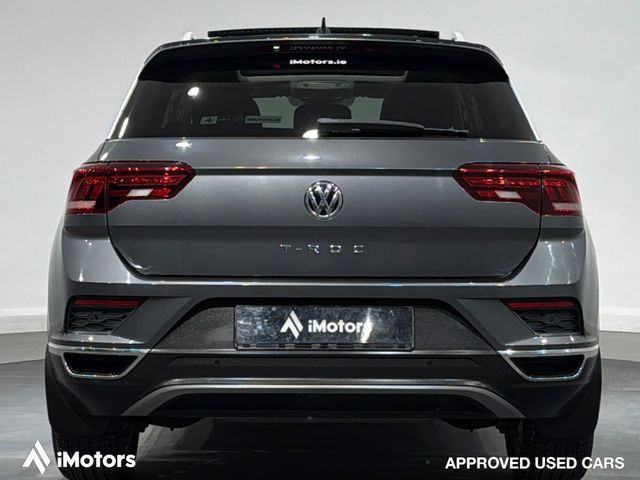 Image for 2018 Volkswagen T-Roc LOW MILEAGE SUNROOF Sport 1.5tsi M6F 150HP 5DR