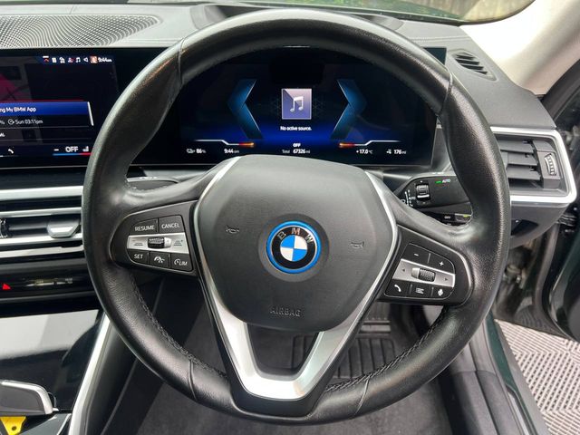 Image for 2024 BMW i4 EDRIVE35 SPORT 70.3 KWH // VIRTUAL COCKPIT // HEADS-UP DISPLAY // APPLE CARPLAY/ANDROID AUTO