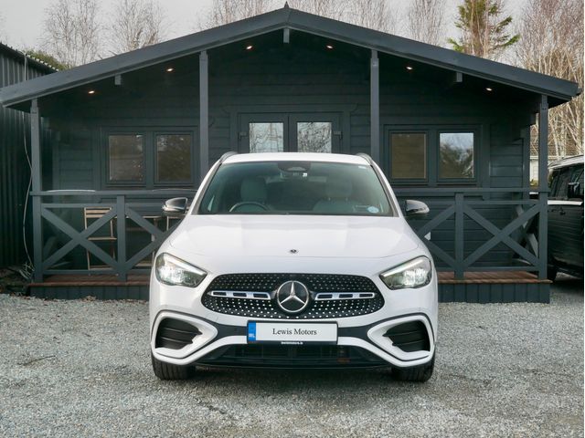 Image for 2024 Mercedes-Benz GLA 180 AMG, LED HEADLIGHTS, NIGHT PACKAGE, KEYLESS GO PACKAGE, REAR VIEW CAMERA