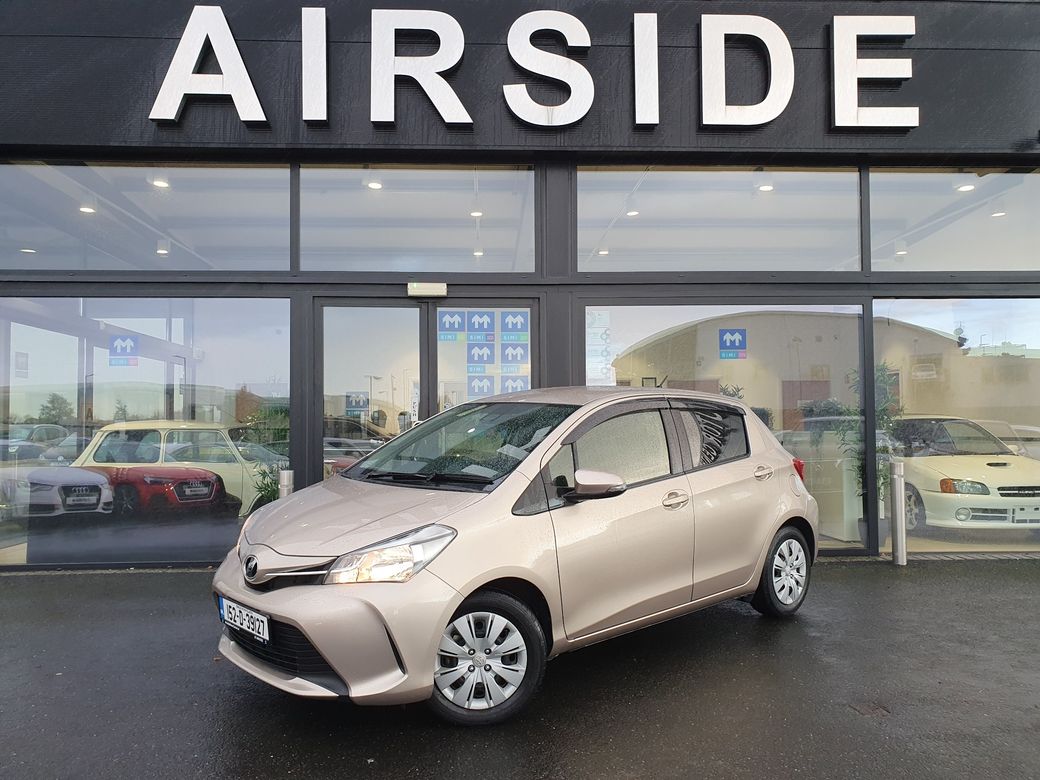 Image for 2015 Toyota Yaris LOW MILEAGE * 1.3 AUTOMATIC