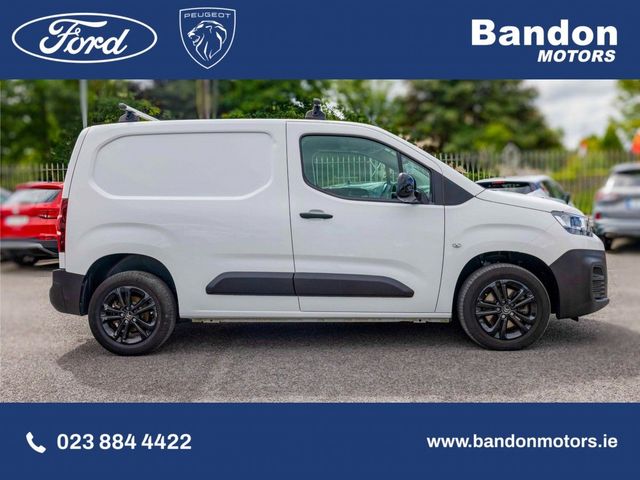 Image for 2022 Citroen Berlingo FEEL BlueHDi 100 MWB. VERY CLEAN VAN WITH LOW KM'S