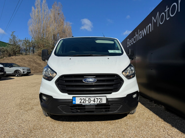 Image for 2022 Ford Transit Custom 2.0 TDCI 130 PS LWB // PRICE EXCL. VAT // VERY LOW MILEAGE // EXCELLENT CONDITION // FRONT FOGS, PARKING SENSORS AND AIR CON // 