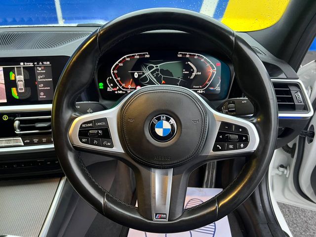 Image for 2021 BMW 3 Series 318d M-SPORT COMPETITION 2.0 // LEATHER M-SPORT INTERIOR // NEW 20" M3 ALLOYS // APPLE CARPLAY/ANDROID AUTO