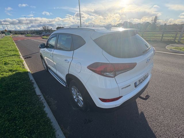 Image for 2016 Hyundai Tucson Executive Plus 1.7D Side Steps, Bluetooth, Multi-Function Steering Wheel, Rear Parking Sensors, Six speed transmission, Touch Screen Infotainment System