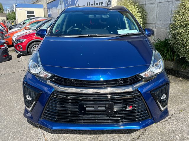 Image for 2020 Toyota Prius Alpha GR SPORT 7 SEATER AUTOMATIC HYBRID 1.8 PETROL //HALF LEATHER SEATS//KEYLESS ENTRY//REVERSE CAMERA//