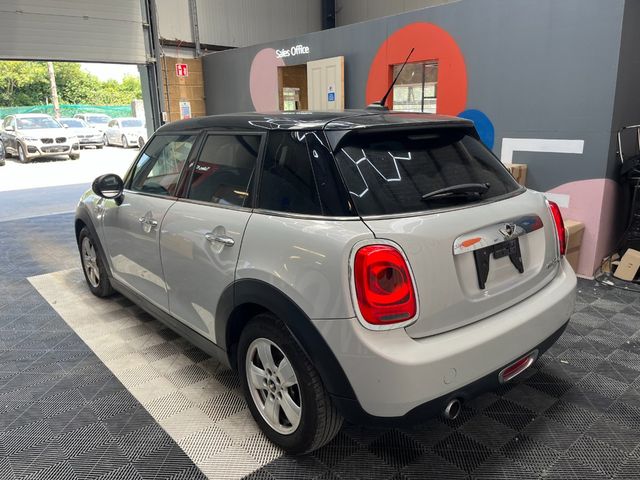 Image for 2016 Mini Cooper 2016 MINI COOPER 1.5 AUTOMATIC / CRUISE CONTROL / PARKING CAMERA AND MORE