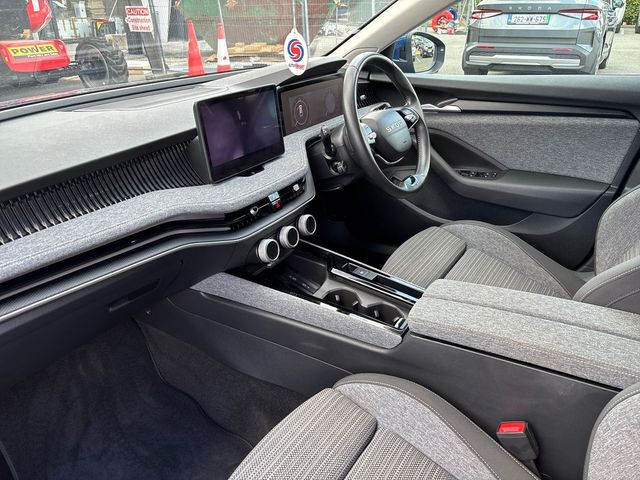 Image for 2025 Skoda Superb SELECTION COMBI 2.0 TDI 150HP DSG