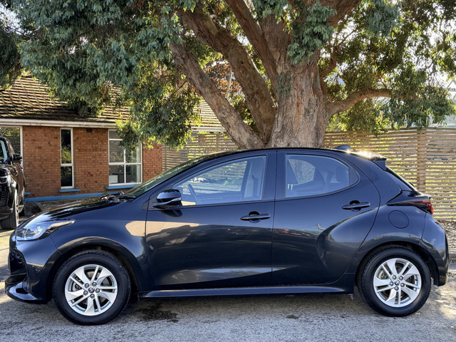 Image for 2024 Toyota Yaris Hybrid 1.5 Luna