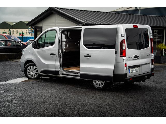 Image for 2020 Renault Trafic 