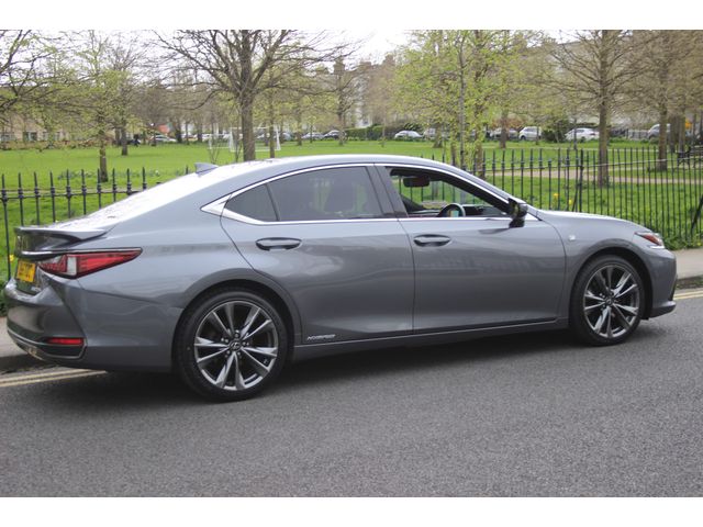 Image for 2019 Lexus ES 300h 300H F SPORT