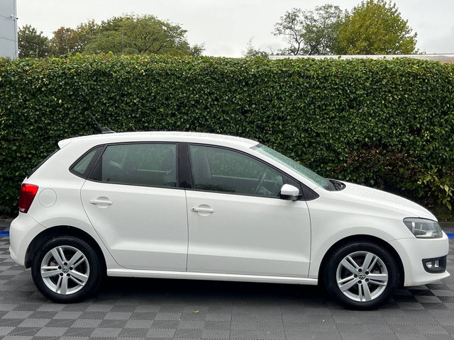 Image for 2013 Volkswagen Polo COMFORTLINE 1.2 TSI AUTO // 15” ALLOYS // REVERSE CAMERA // AIR CONDITIONING